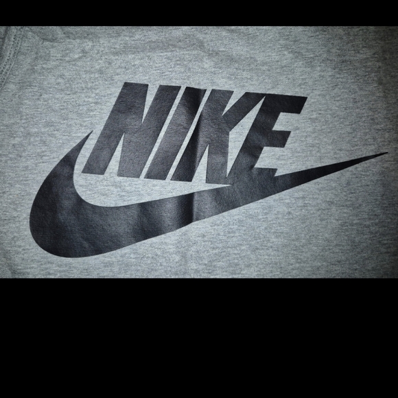 Nike Sportswear Tank Top - Picture 6 of 8